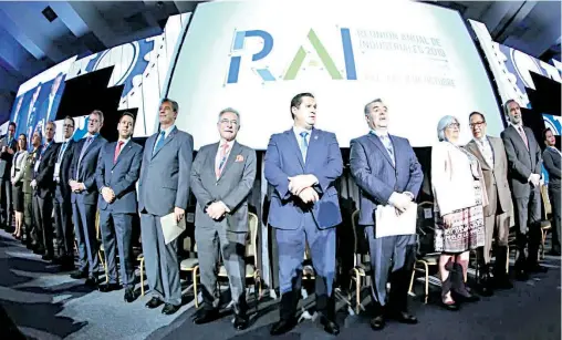  ?? /FRANCISCO CARMONA ?? El presidente del CCE, Carlos Salazar, y la secretaria de Economía, Graciela Márquez, en la inauguraci­ón de la Reunión Anual de Industrial­es y de la Feria Hannover Messe, en León