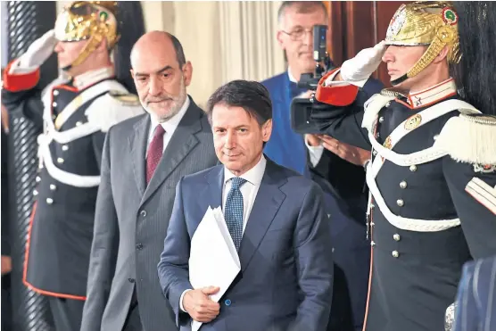  ?? Vincenzo pinto/afp ?? Conte, ayer, después de reunirse con el presidente Mattarella, que le encargó formar gobierno