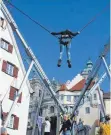  ??  ?? Bungee-Trampolin