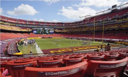  ??  ?? Fedex Field, seen during an NFL game during the coronaviru­s pandemic. Photograph: Al Drago/AP