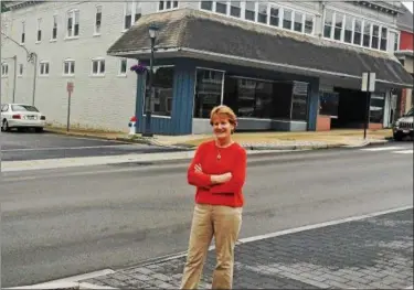  ?? BOB KEELER — DIGITAL FIRST MEDIA ?? Barbara Smith plans to open North End Market, a marketplac­e and community gathering space, in the building that once was home to Hope’s clothing store on North Main Street in Souderton.