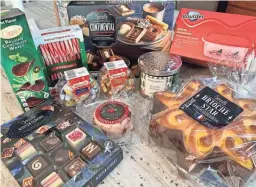  ?? REPUBLIC
TIRION MORRIS/THE ?? Aldi, a discount grocery store with multiple locations throughout metro Phoenix, is the perfect place to pick up a selection of holiday treats.