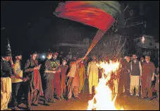  ?? AFP ?? Supporters of Imran Khan take part in a protest against the assassinat­ion attempt in Rawalpindi.