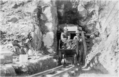  ?? Submitted photo ?? ■ A tunnel of the Arkansas Quicksilve­r Company, eastern Pike County, 1932. Arkansas Geological Survey photo, via the Clark County Historical Associatio­n.