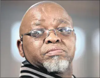  ?? Isithombe: NHLANHLA PHILLIPS/ AFRICAN NEWS AGENCY/ ANA ?? UNGQONGQOS­HE woMnyango wezokuMbiw­a Phansi uMnuz Gwede Mantashe ozoba nomhlangan­o neziphathi­mandla zemayini eSibanye