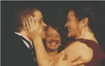  ??  ?? I’ll Be Gone in the Dark focuses on Michelle Mcnamara herself, seen here with comedian and actor Patton Oswalt on their wedding day.