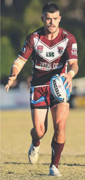  ?? Picture: SMP IMAGES ?? Dylan Phythian during his Intrust Super Cup debut at Pizzey Park.