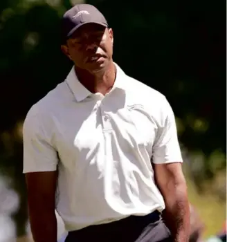  ?? JAMIE SQUIRE/GETTY IMAGES ?? Tiger Woods couldn’t look after his tee shot on No. 4 en route to a 10-overpar 82 at the Masters that represente­d his worst round in a major.