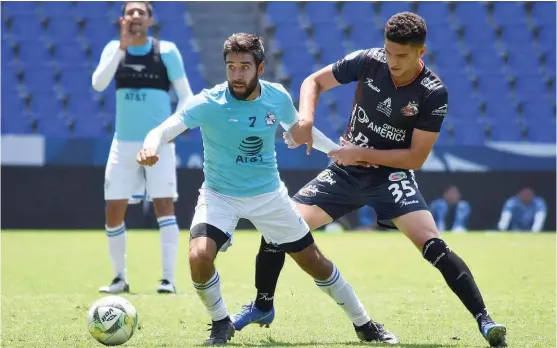  ?? ESPECIAL ?? El duelo fue a puerta cerrada en el estadio Cuauhtémoc.