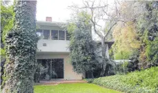  ?? FOTO: GREGOR THOLL/DPA ?? Blick vom Garten auf die Villa des Schriftste­llers Thomas Mann in Pacific Palisades.