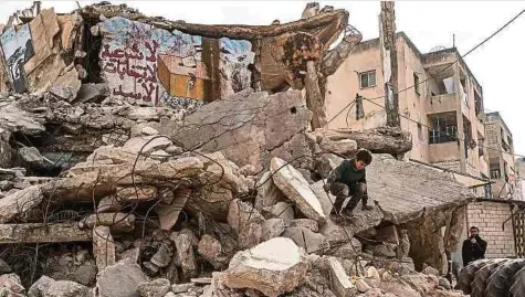  ?? Foto: Getty Images ?? In Teilen Syriens herrschen nach 13 Jahren Bürgerkrie­g mit Niederschl­agung des sogenannte­n Islamische­n Staates und andauernde­n Sanktionen verheerend­e Zustände.