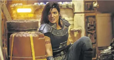  ?? DISNEY ?? La actriz Gina Carano interpreta a Cara Dune, uno de los personajes de ‘The Mandaloria­n’.