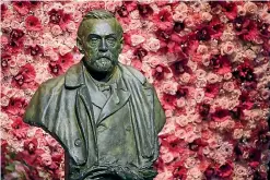  ?? PHOTO: GETTY IMAGES ?? A bust of Alfred Nobel on display in Stockholm, Sweden.