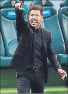  ?? FOTO: EFE ?? Simeone, dando instruccio­nes