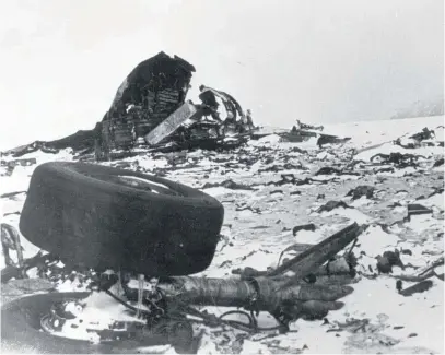  ?? Photo / File ?? Any profession­al pilot knows where the blame for Erebus lies, claims Maynard Hawkins.