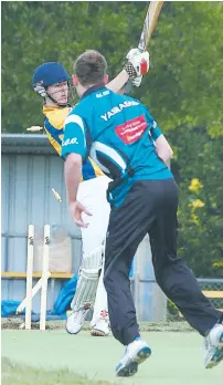  ??  ?? Right: Luckily for Ellinbank’s Matt Farthing this delivery was a free hit as his off stump fell and the bails flew; Photograph­s: Paul Cohen