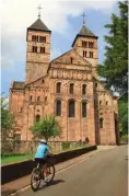  ??  ?? L’abbaye de Murbach, en pleine nature, mérite le détour.