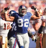  ?? NY Daily News via Getty Images ?? The Giants’ Michael Strahan celebrates after a sack in the second quarter against the San Francisco 49ers.