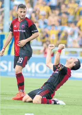  ?? J.J. GARCIA ?? “Lo último que podía pedir”. Maxi y su gol agónico a Central.