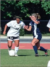  ?? TIM GODBEE / For the Calhoun Times ?? Calhoun’s Karimar Ramos (18) controls the ball in front of an East Jackson defender.