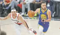  ?? TED S. WARREN/ASSOCIATED PRESS ?? The Trail Blazers’ Seth Curry, left, chases his brother, the Warriors’ Stephen Curry, on Saturday during the Western Conference Finals in Portland.