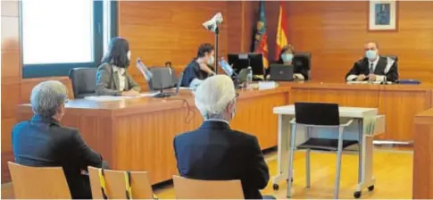  ?? // EFE ?? La Audiencia de Castellón acogió ayer el juicio del caso Castor, donde están acusados dos directivos de Escal UGS