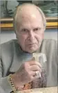  ?? Elissa Davey ?? PETER COOK, 82, submitted saliva at his San Rafael home last fall for DNA comparison with the girl’s remains.