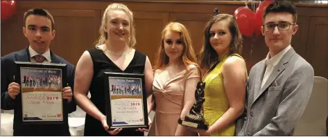  ?? (left) ?? Castleisla­nd Community College pupils at the Lee Strand / Garda Youth Achievemen­t Awards at The Ballyroe Heights. Individual Merit Award, Kacper Podraza is pictured with the award winning Fairtrader­s group: Robyn White, Ruth Borgeat, Lucy Setterfiel­d and Conor O’Sullivan.