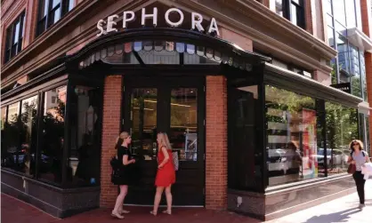  ?? Photograph: Anna-Rose Gassot/AFP/Getty Images ?? A Sephora store in Washington. SZA reported an incident of apparent racial profiling at a Los Angeles branch.