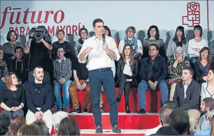  ?? JESUS DIGES / EFE ?? El líder del PSOE, Pedro Sánchez, en el acto que protagoniz­ó el lunes en la localidad navarra de Azagra