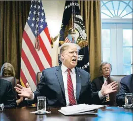  ?? MANDEL NGAN / AFP ?? El presidente Trump, el martes en una reunión en la Casa Blanca