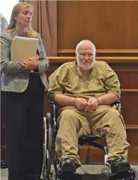  ?? CHRiS cHRiSTO / HERALD STAFF FiLE ?? ‘HE HARMED A LOT OF PEOPLE’: Child rapist Wayne Chapman and his lawyer, Melissa Devore, appear for arraignmen­t in 2018 at Ayer District Court.