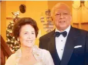  ??  ?? Dr. Ben and Mely Magsino celebrate their 60th wedding anniversar­y.