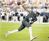  ?? STEPHEN M. DOWELL/STAFF PHOTOGRAPH­ER ?? UCF receiver Tre’Quan Smith ranks fourth in the American Athletic Conference in receiving.