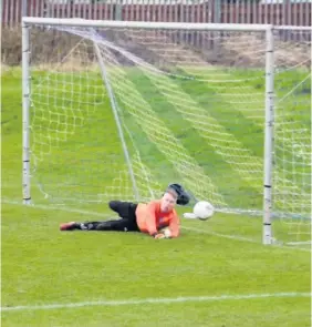  ??  ?? Top save YM keeper Graeme McMillan denied Gartcosh from the penalty spot