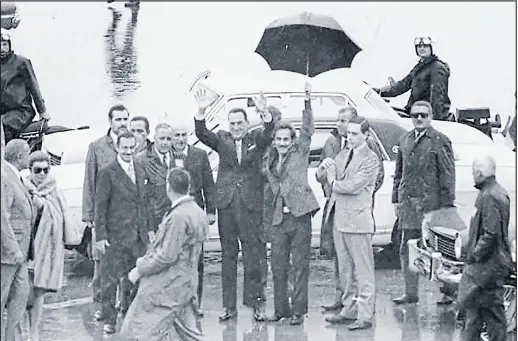  ?? Archivo ?? José Ignacio Rucci junto a Perón en Ezeiza, el 17 de noviembre de 1972