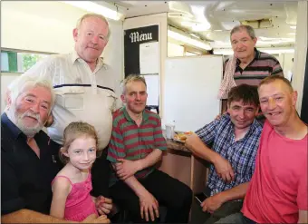  ??  ?? Martin Sheill pictured with customers Kevin Murphy, Castlemagn­er, Jack O’ Keeffe, Banteer, Neil Vaughan, Banteer, Lily Dennehy, Kilbrin, Declan Ryan, Banteer and Patrick O’ Sullivan, Lombardsto­wn, on his last day working at his Green Café in Roskeen.