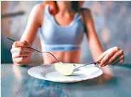  ?? ?? Los trastornos alimentici­os se han conceptual­izado sobre todo como anorexia, que se ha presentado como una enfermedad de adolescent­es.