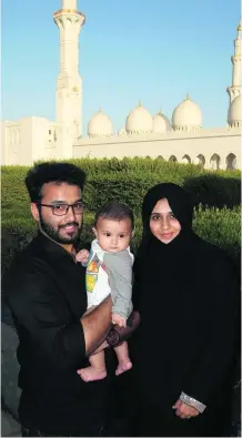  ?? Chris Whiteoak for The National ?? Mohammed Younis and Farzana Mohammed Younis were drawn to Sheikh Zayed Grand Mosque yesterday.