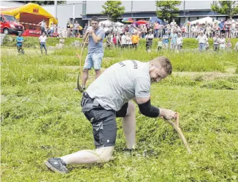  ?? FOTOS: KORNELIA HÖRBURGER ?? Christian Alber hat wie im vergangene­n Jahr den Irndorf Cup gewonnen.