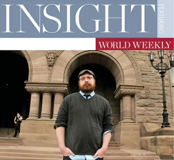  ?? VICTORIA GIBSON/ TORONTO STAR ?? Toronto’s historic statues have complicate­d legacies behind them. Historian Adam Bunch broke down some of their histories for the Star from the front steps of Queen’s Park.