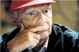  ??  ?? Für Niki Lauda gab es keine andere Therapiemö­glichkeit als die sofortige Transplant­ation eines Spenderorg­ans.