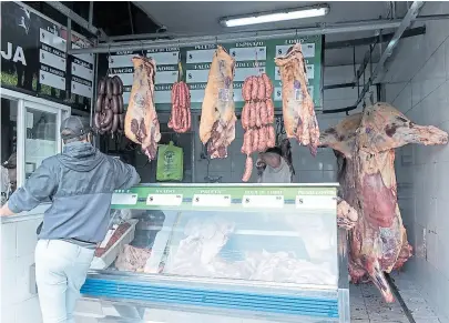  ?? Ignacio sánchez ?? El consumo de carne por habitante cayó en abril al nivel más bajo en 100 años