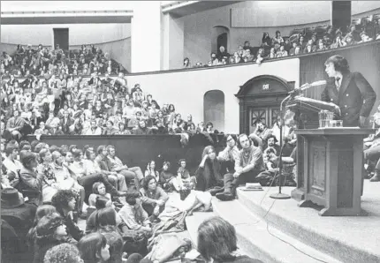  ?? Boris Spremo Toronto Star via Getty Images ?? A POPULAR DRAW So many people wanted to see Edward Albee at the University of Toronto in 1971, the location of his talk was switched three times.