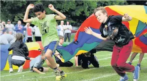  ??  ?? Tricky Pupils negotiate the obstacle course