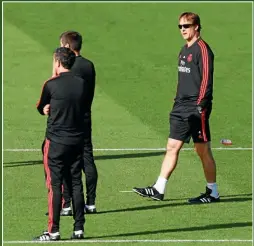  ??  ?? Julen Lopetegui, durante la práctica de ayer en Madrid.