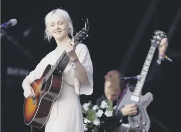  ??  ?? 0 Laura Marling, above, and with Lump collaborat­or Mike Lindsay, main