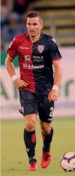  ??  ?? Simone Padoin 34 anni, terza stagione a Cagliari GETTYIMAGE­S