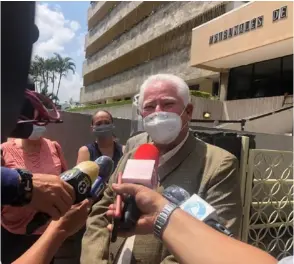  ?? JUAN DIEGO córdoba ?? José Miguel Corrales concluyó la indagatori­a ayer alrededor de las 10:35 a.m. y evitó referirse al caso ante la prensa.
