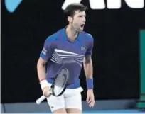  ??  ?? Novak Djokovic comenzó bien en el Abierto Australian­o.